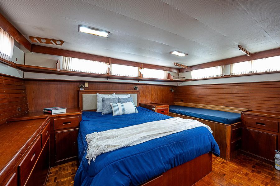 1994 Grand Banks 46 Motoryacht