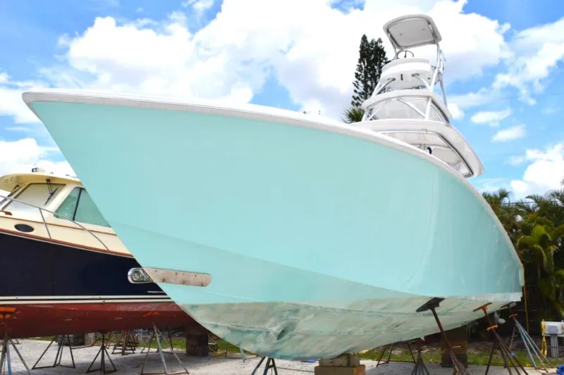 Lion's Share Yacht Photos Pics Summer stored, Stuart, FL