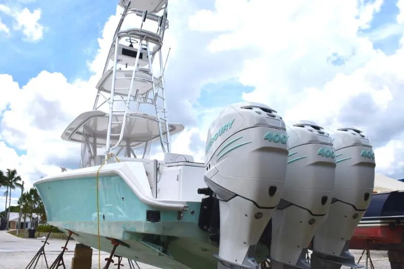 Lion's Share Yacht Photos Pics pullout dive ladder, underwater lights