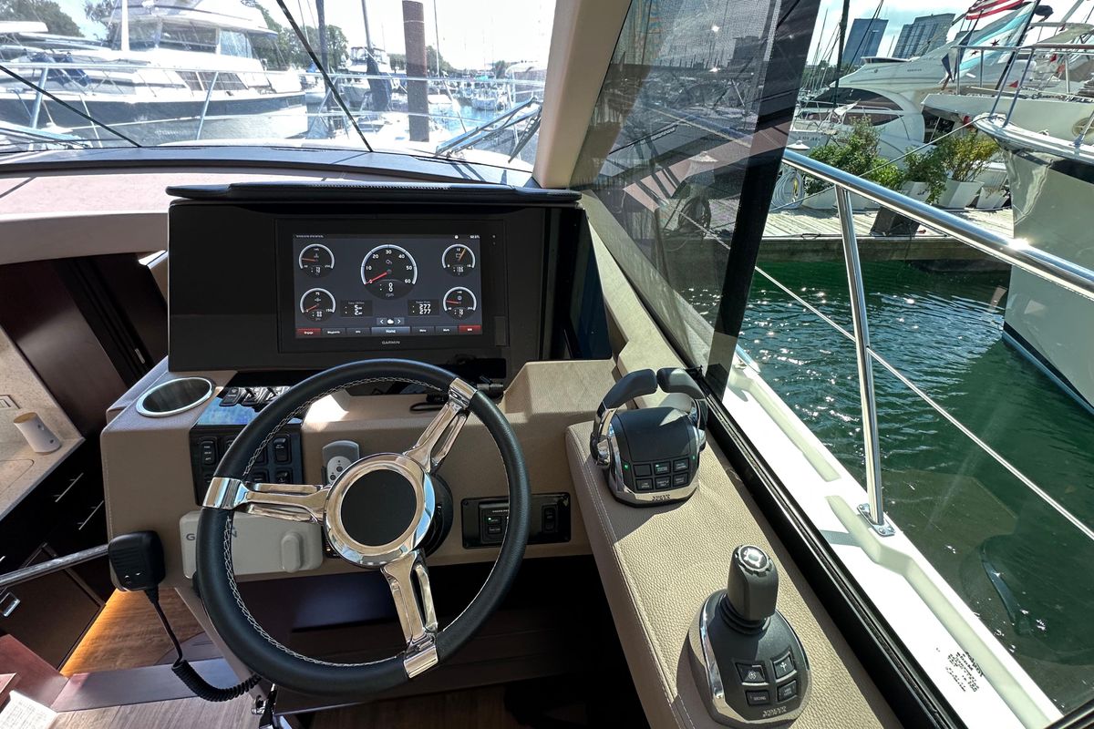 2019 Regal 42 