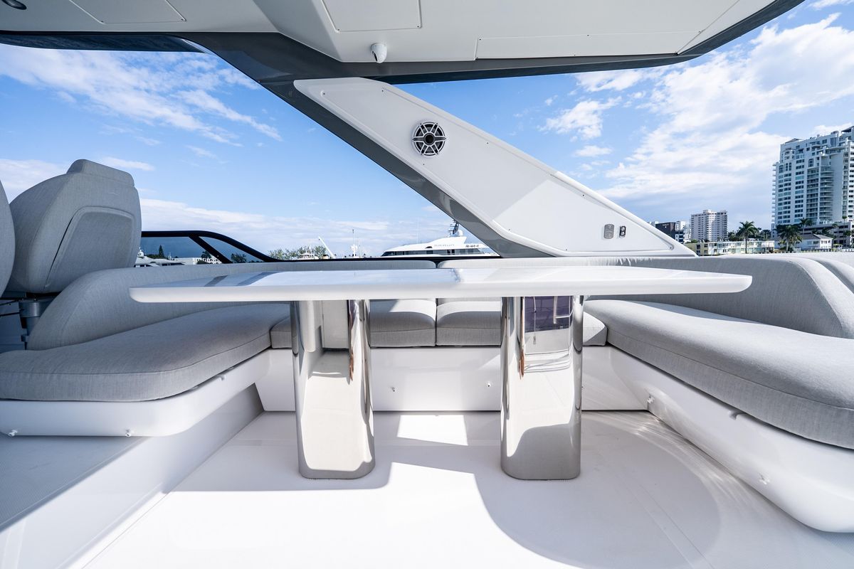 2024 Azimut 68 