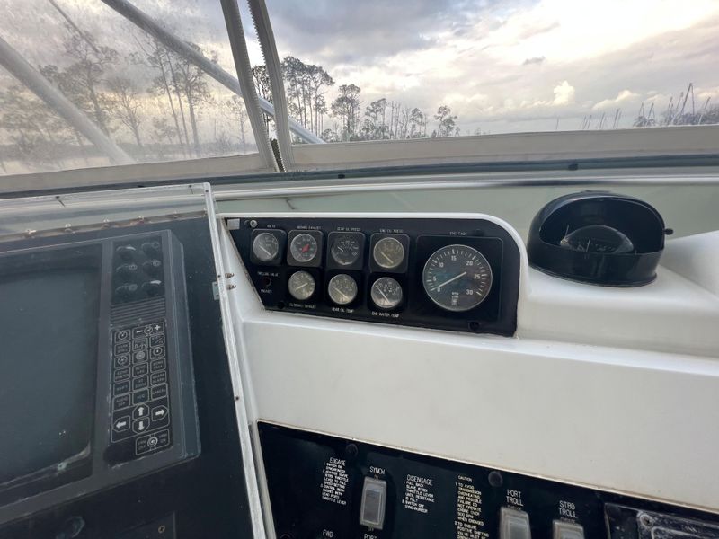 1990 Hatteras 58 Sportfish