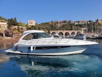 Formula 45 Yacht