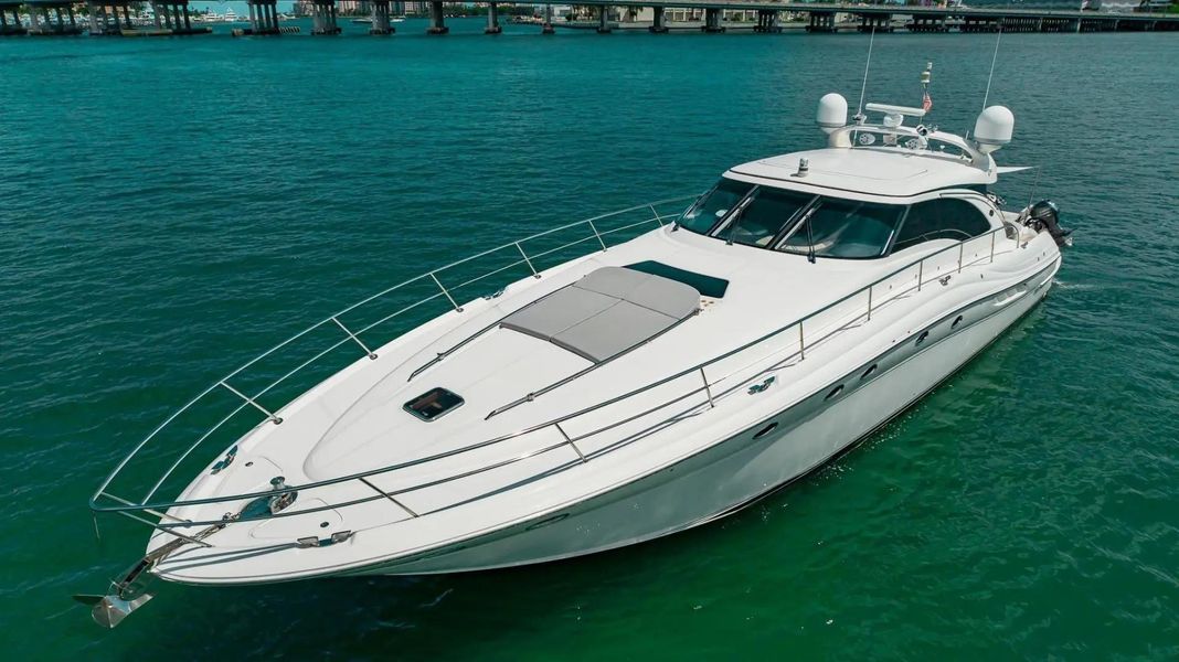 2004 Sea Ray 68'