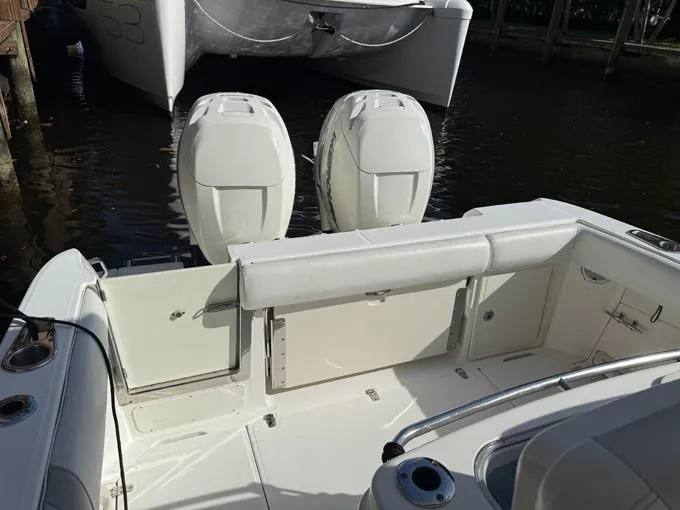 T/t Ossum Dream Yacht Photos Pics Aft Seat Folded Away