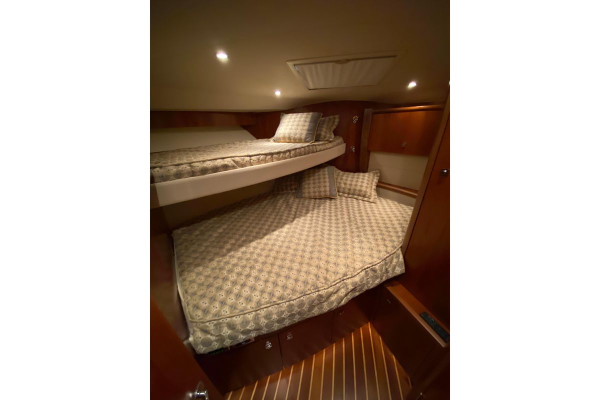 2012 Tiara Yachts 48 