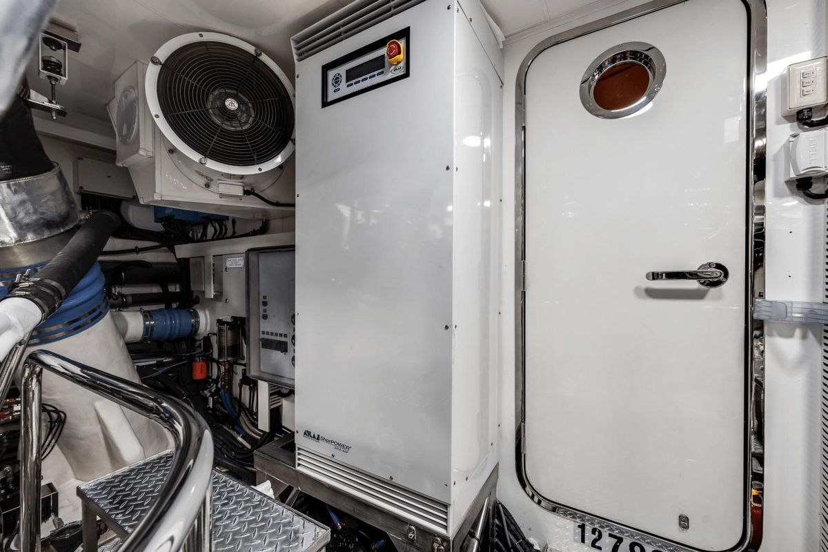 2018 Ocean Alexander 100 