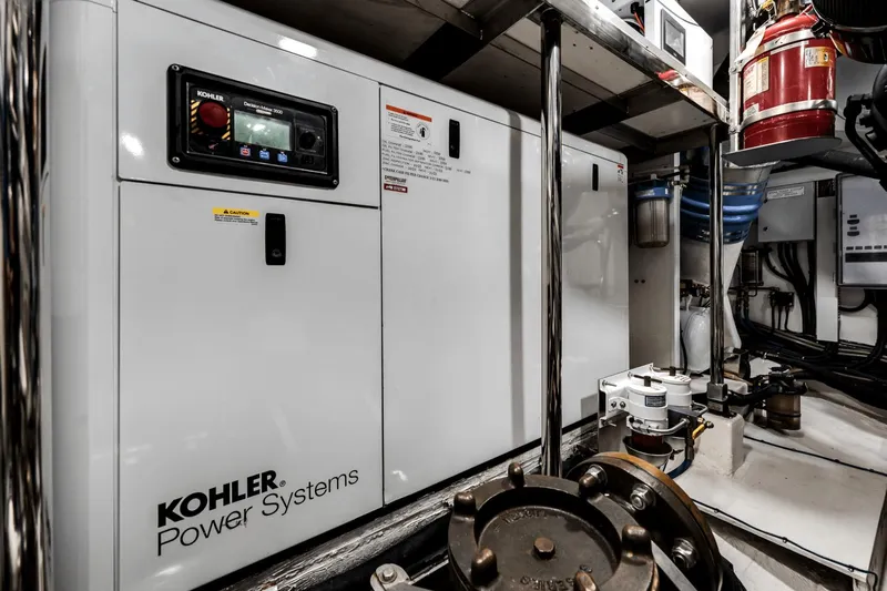 Wiggle Room Yacht Photos Pics 