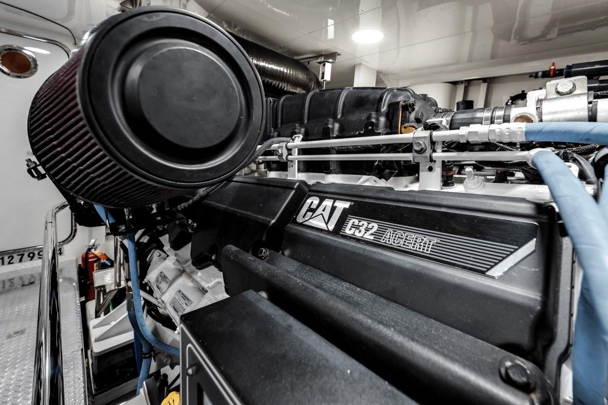 2018 Ocean Alexander 100 