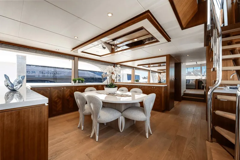 Wiggle Room Yacht Photos Pics 