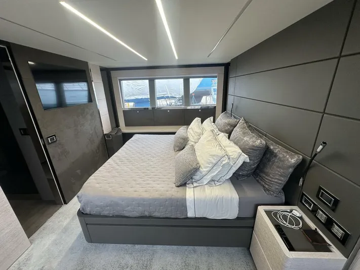  Yacht Photos Pics 2022 Astondoa 66 Flybridge - Image 29