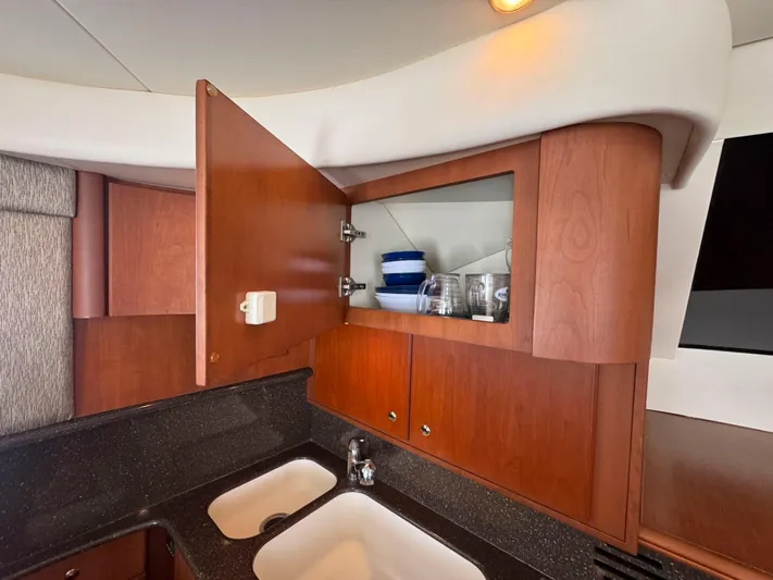 Monica T Yacht Photos Pics 