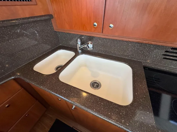 Monica T Yacht Photos Pics 