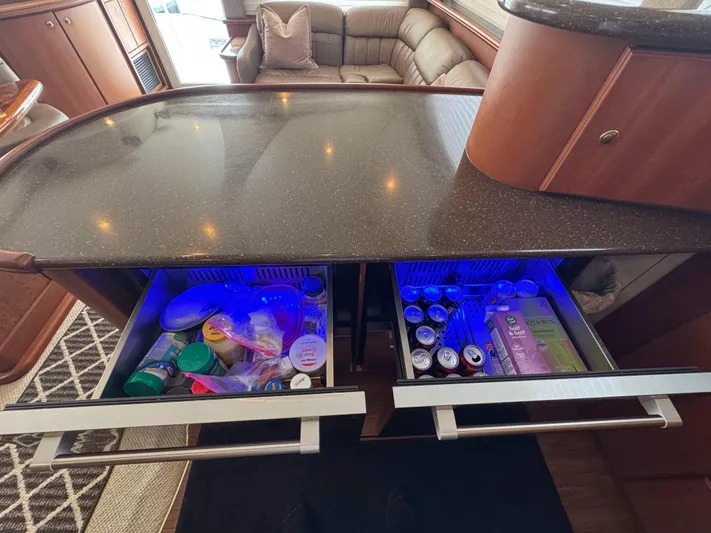 Monica T Yacht Photos Pics 