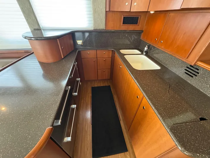 Monica T Yacht Photos Pics 