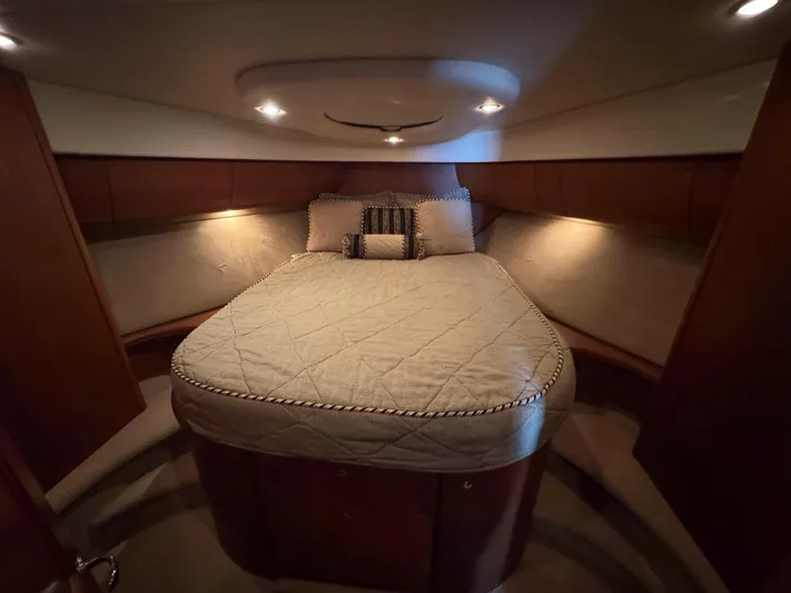 Monica T Yacht Photos Pics 