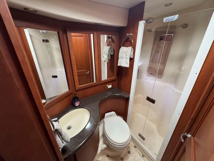 Monica T Yacht Photos Pics 