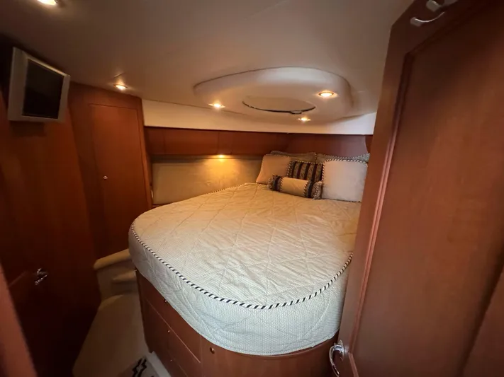 Monica T Yacht Photos Pics 