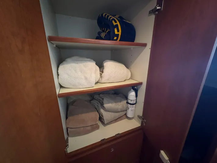 Monica T Yacht Photos Pics 