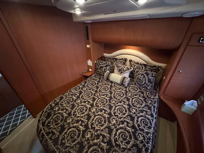 Monica T Yacht Photos Pics 