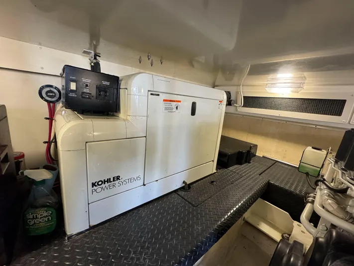 Monica T Yacht Photos Pics 