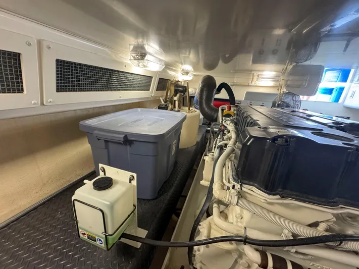 Monica T Yacht Photos Pics 