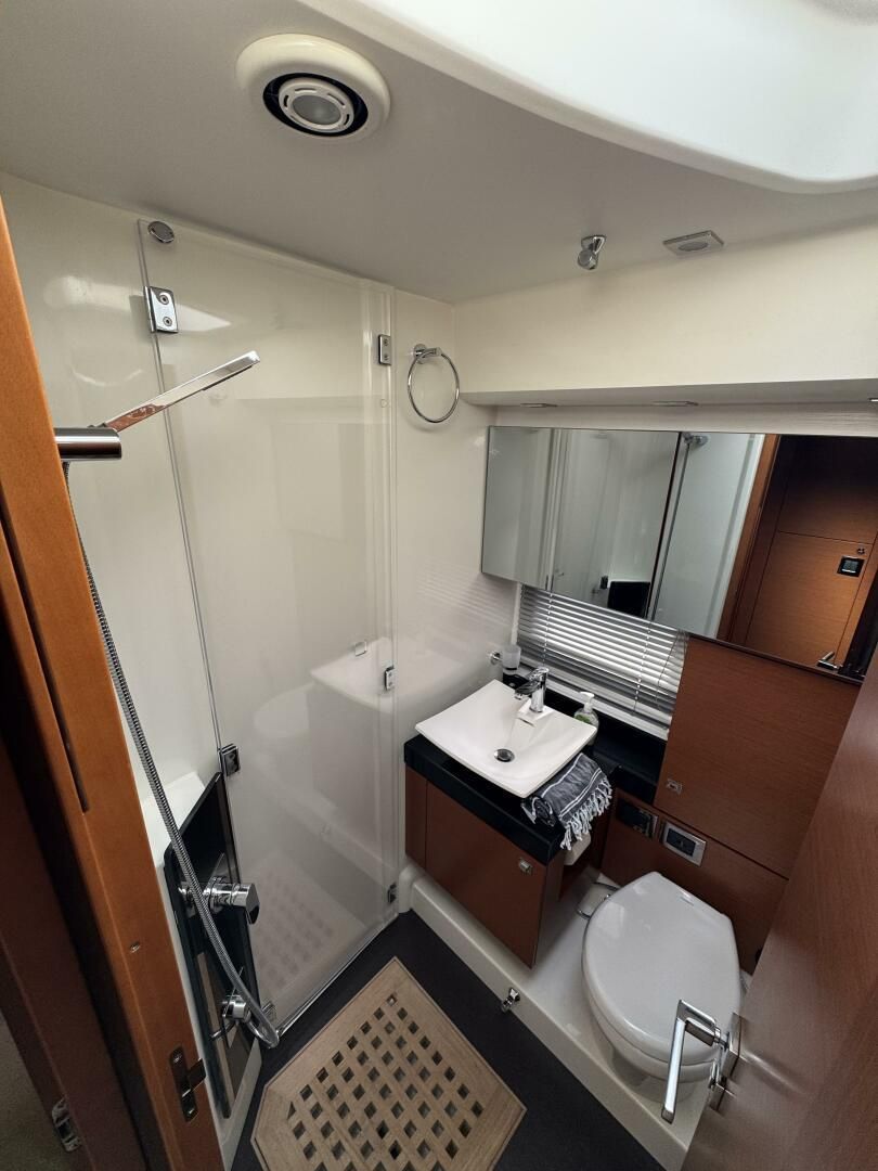 2014 Prestige 62 
