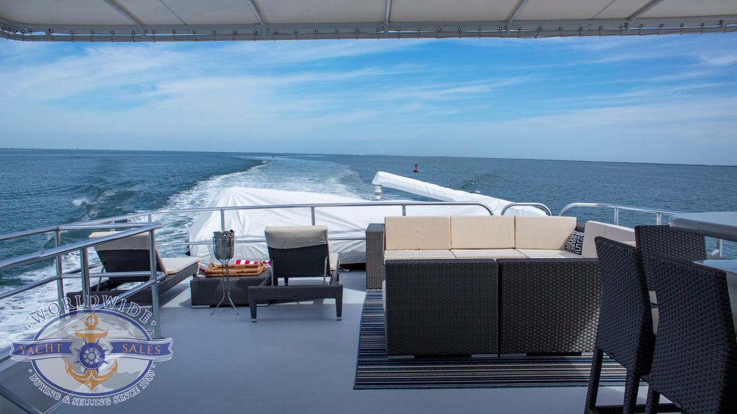 2009 Custom Flybridge Motoryacht