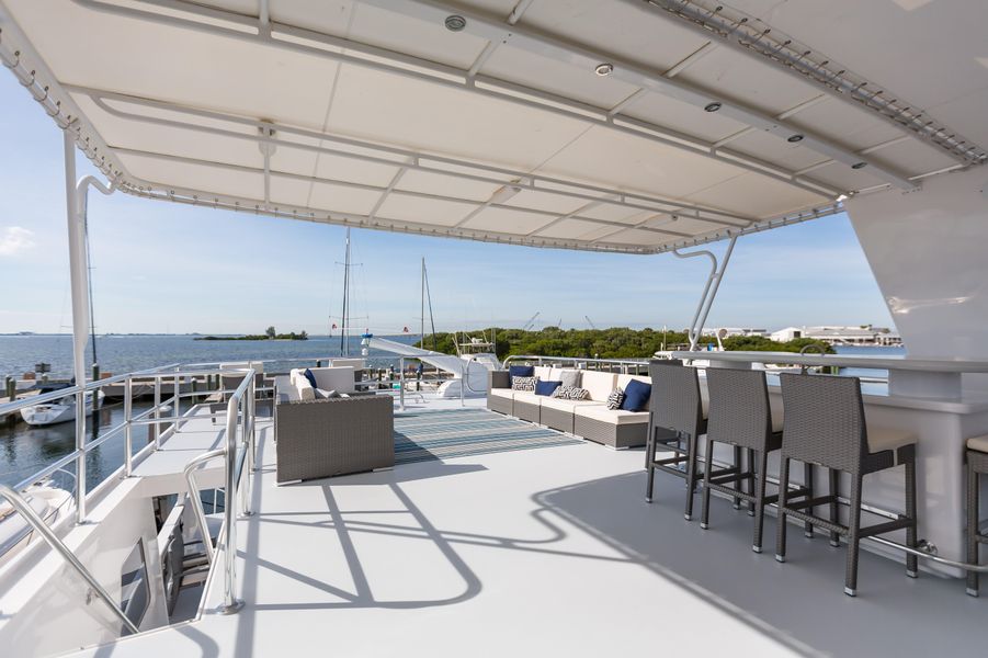 2009 Custom Flybridge Motoryacht