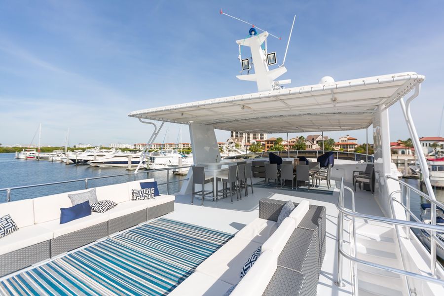 2009 Custom Flybridge Motoryacht