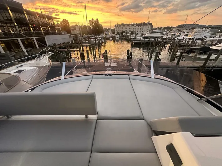  Yacht Photos Pics 2019 Sunseeker Manhattan 52 - Image 41