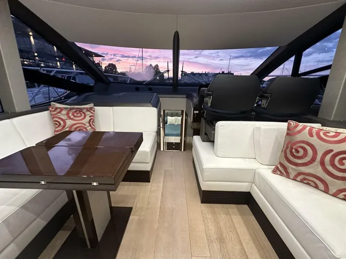  Yacht Photos Pics 2019 Sunseeker Manhattan 52 - Image 9