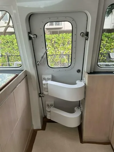 Toto Yacht Photos Pics Interior view of 1983 Palmer Johnson 110 Cruising Sloop door.