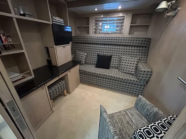 Toto Yacht Photos Pics Luxurious interior of 1983 Palmer Johnson 110 Cruising Sloop with modern furnishings.