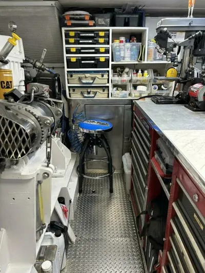 Toto Yacht Photos Pics 