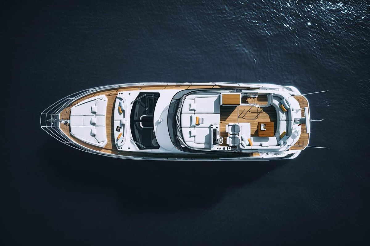 2023 Azimut 55 