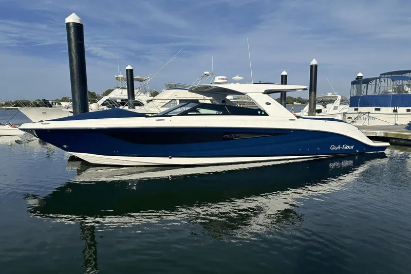 Guil-boat Yacht Photos Pics 