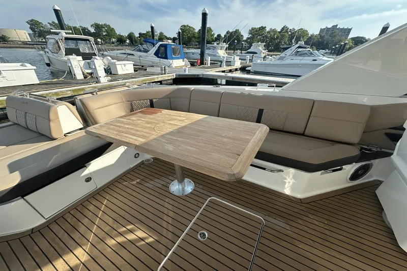 Guil-boat Yacht Photos Pics 