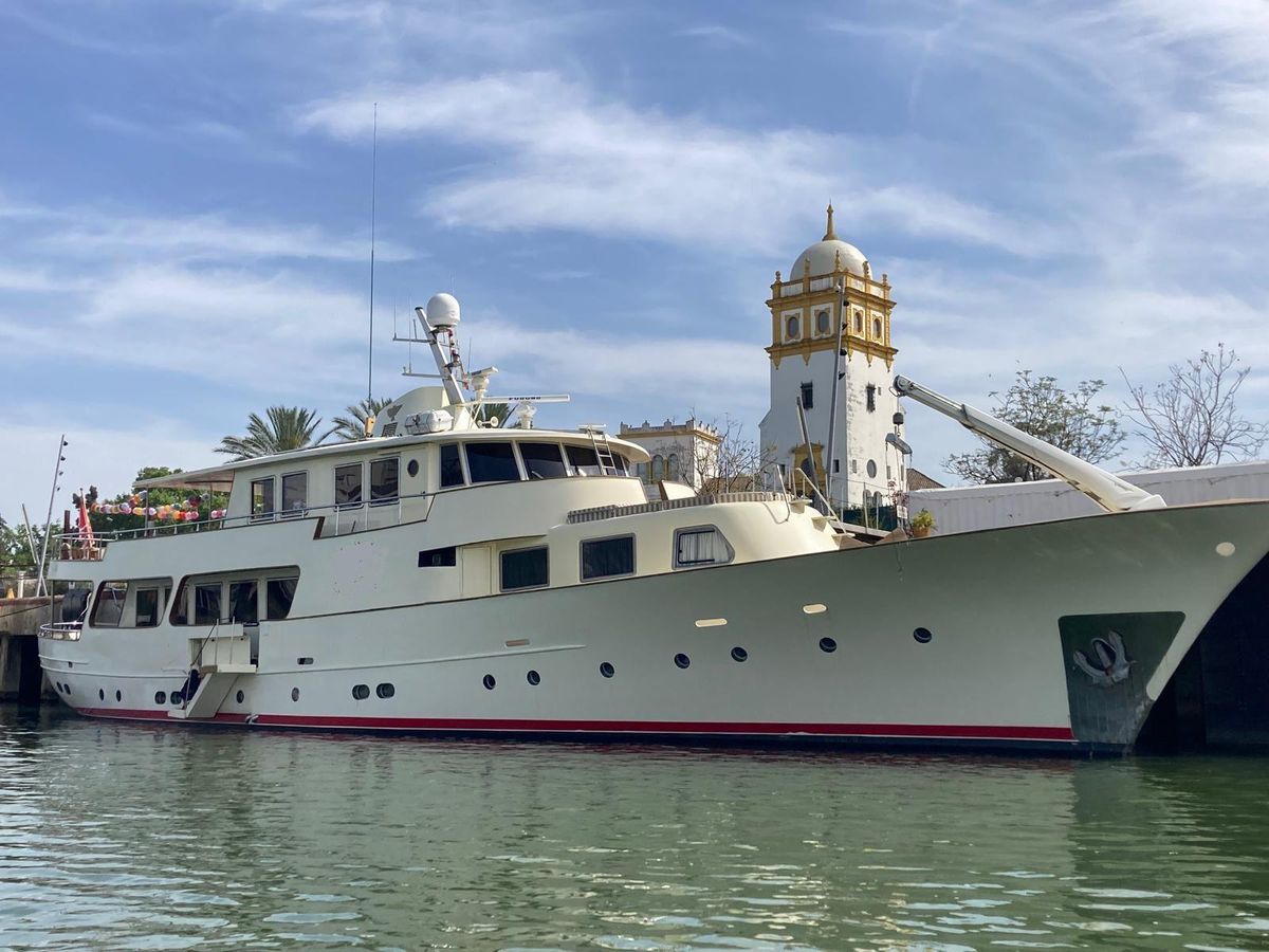 2005 Benetti 111 