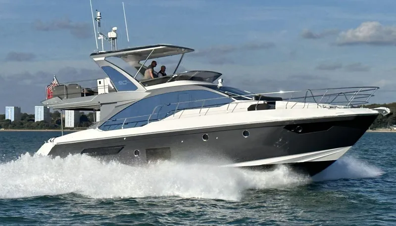  Yacht Photos Pics Azimut Flybridge 50 TTop - Running