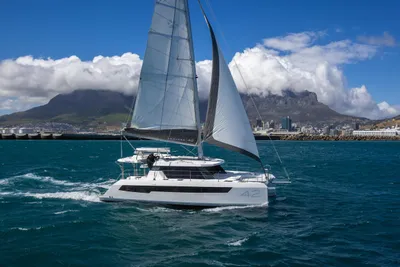 2025 Leopard 42