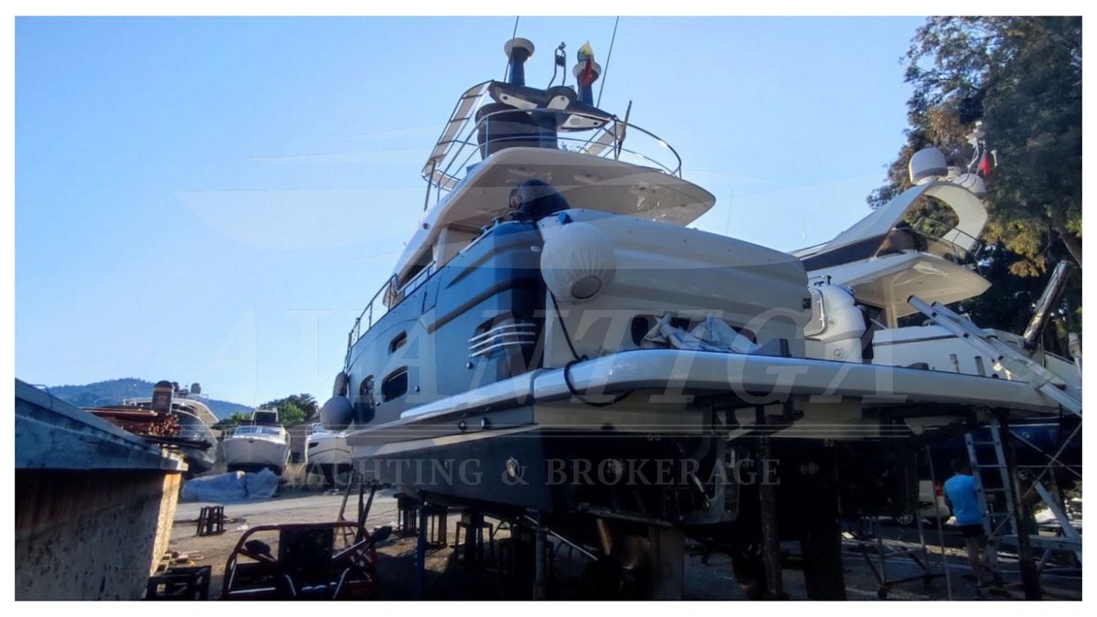 2015 Azimut 55 