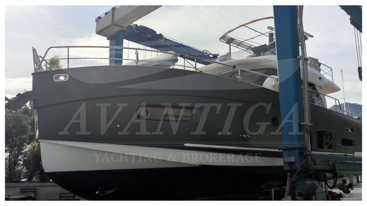 2015 Azimut 55 