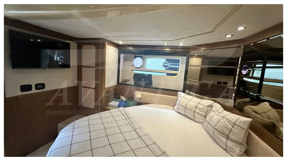 2015 Azimut 55 