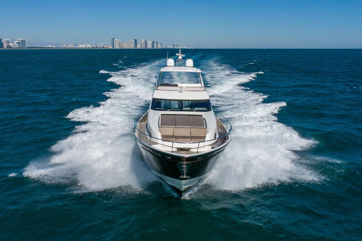 2015 Prestige 75 