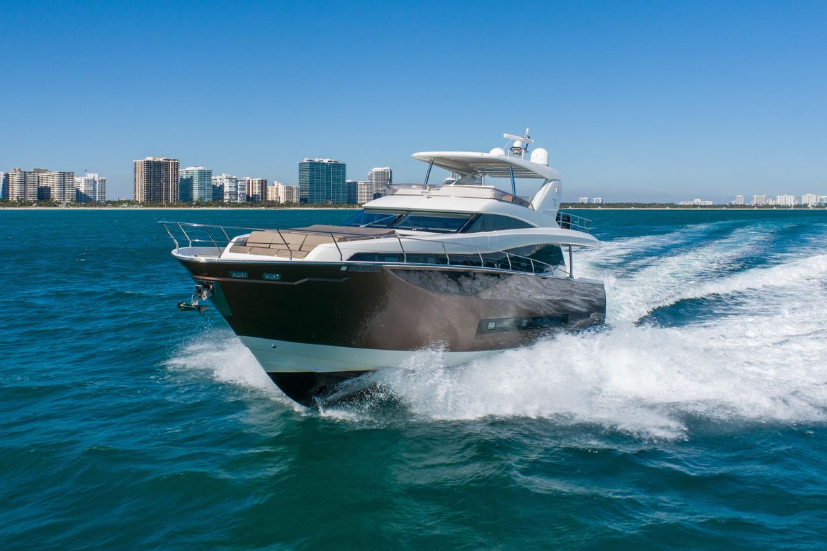 2015 Prestige 75 