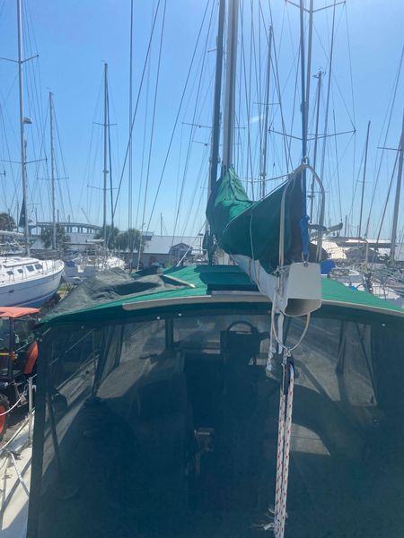1990 Catalina 44CC