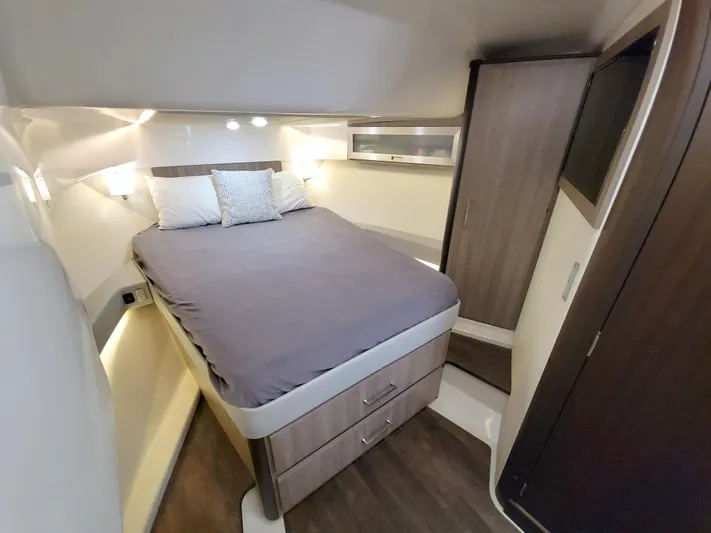 Elena Trinidad Yacht Photos Pics 