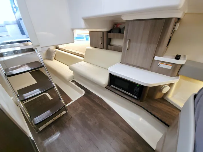 Elena Trinidad Yacht Photos Pics 