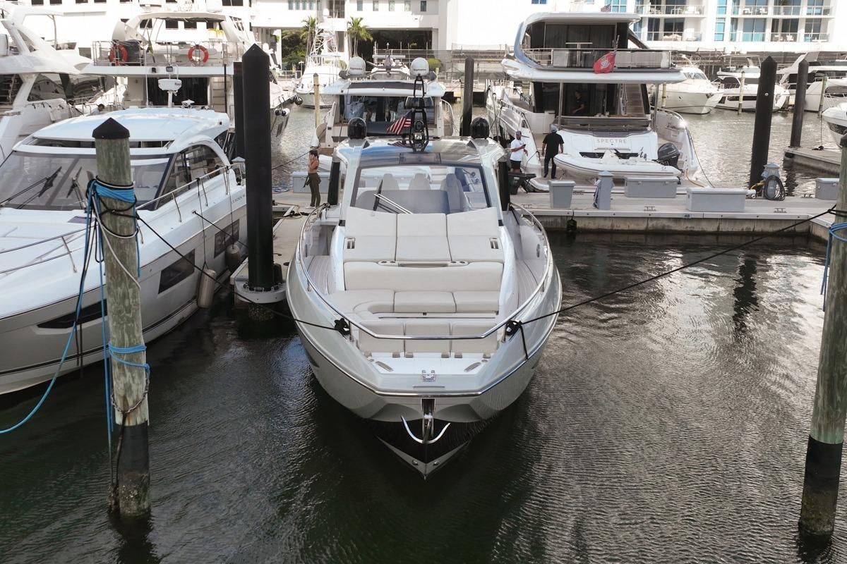 2023 Azimut 47 